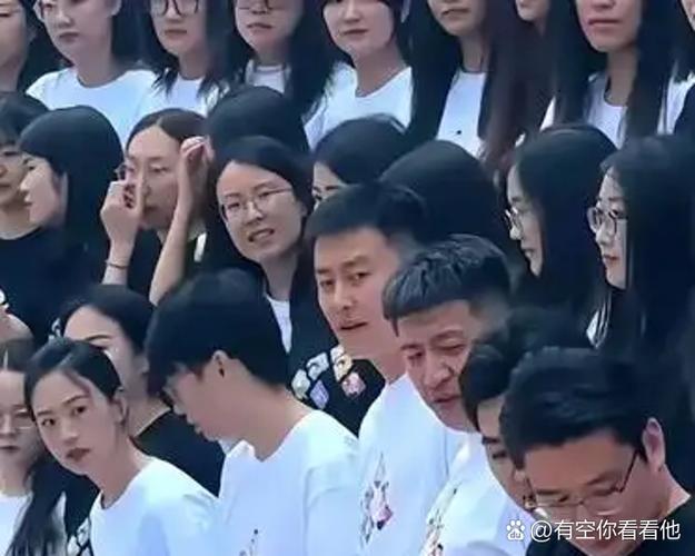 三百迷妹网免费观看电视剧游戏截图