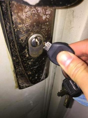 电瓶车钥匙断了一节在锁里,怎么办缩略图