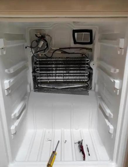 容声冰箱一直嗡嗡响正常吗缩略图