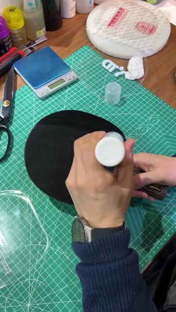 新乒乓球拍的膜需要撕了吗图标