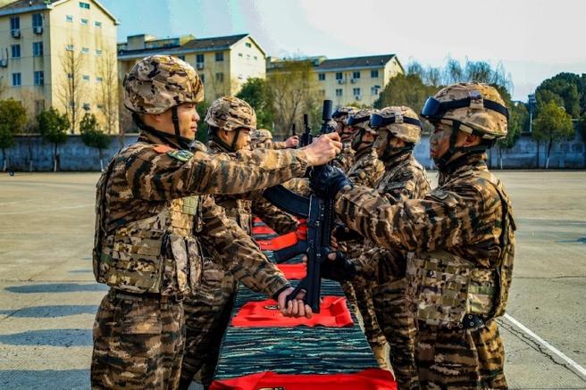 武警特战合影图片大全