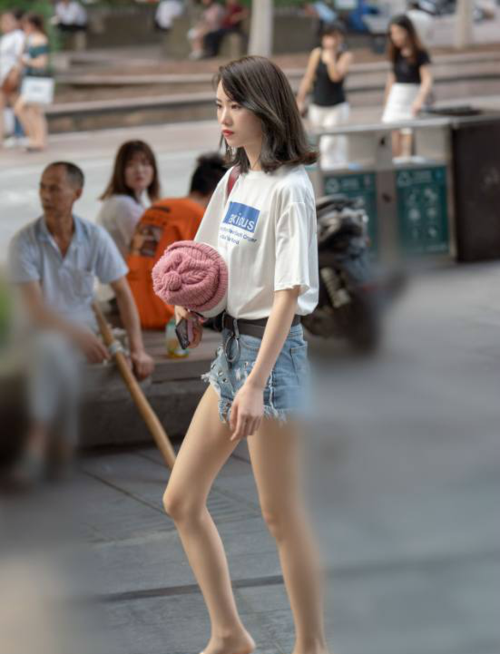 说女孩子是溜溜的是什么意思缩略图