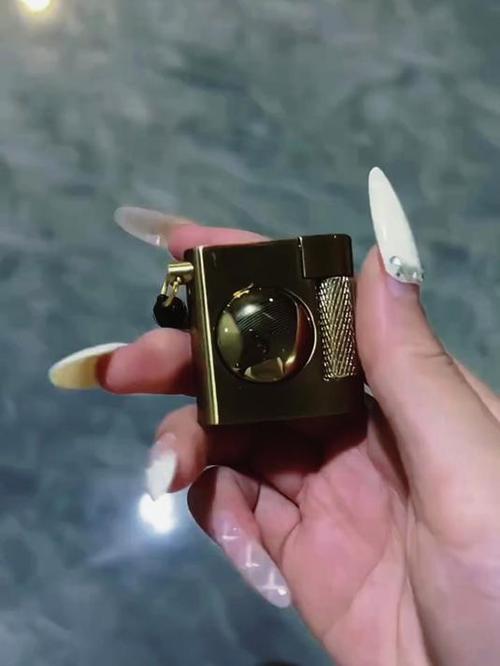 侧滑砂轮打火机使用技巧缩略图
