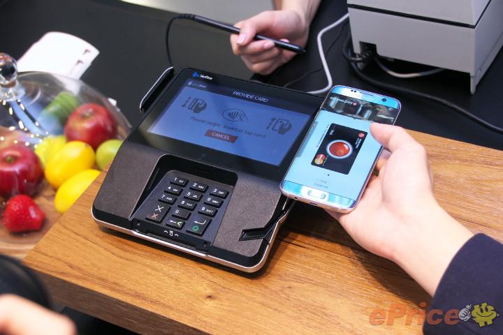 三星长按屏幕出现侧边磁条怎么关闭缩略图