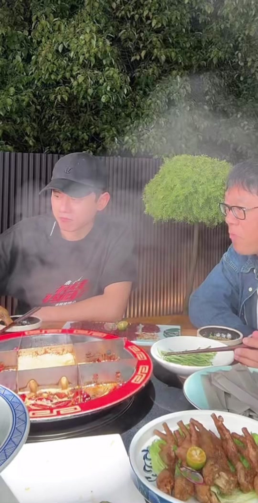 抖音上男朋友点菜是谁缩略图