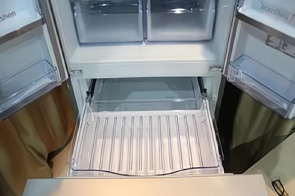 容声冰箱冷冻室不冷冻怎么回事缩略图
