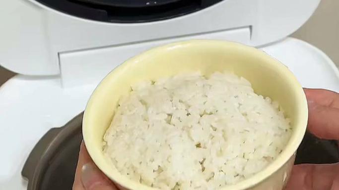 小米电饭锅怎么热剩饭图标