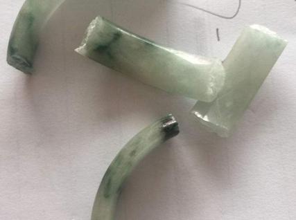 玉掉地上碎了什么预兆缩略图