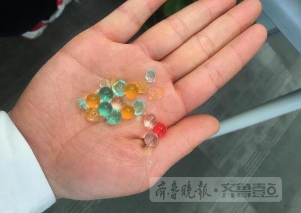 水弹打不出来弹夹下了掉一堆