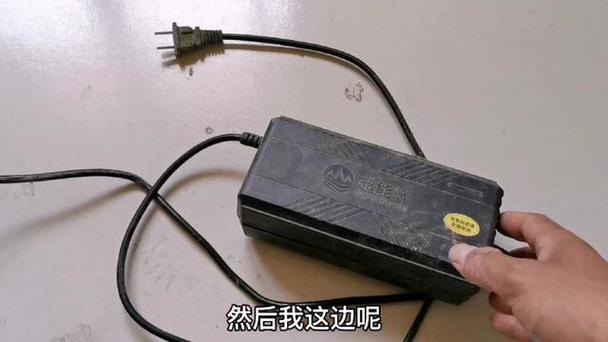 充电器在水里泡了一夜还能用吗缩略图