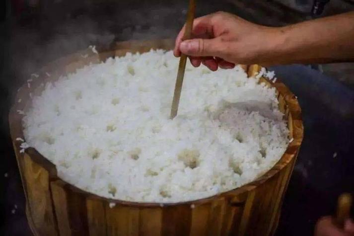 大米去潮湿最好的方法