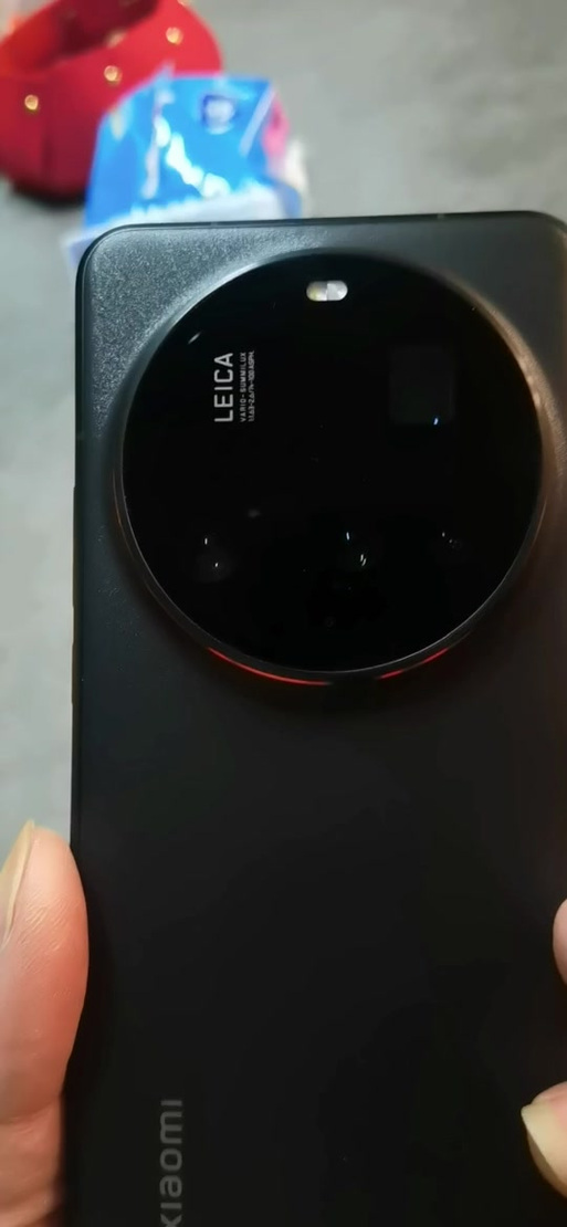 小米15卡槽孔在哪里缩略图