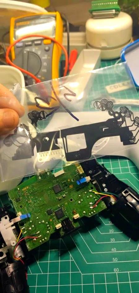 Xbox手柄不停闪烁无法震动图标