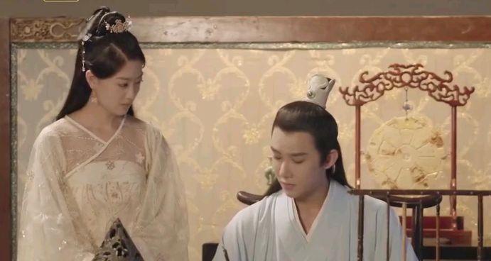 我变成了女孩子短剧缩略图
