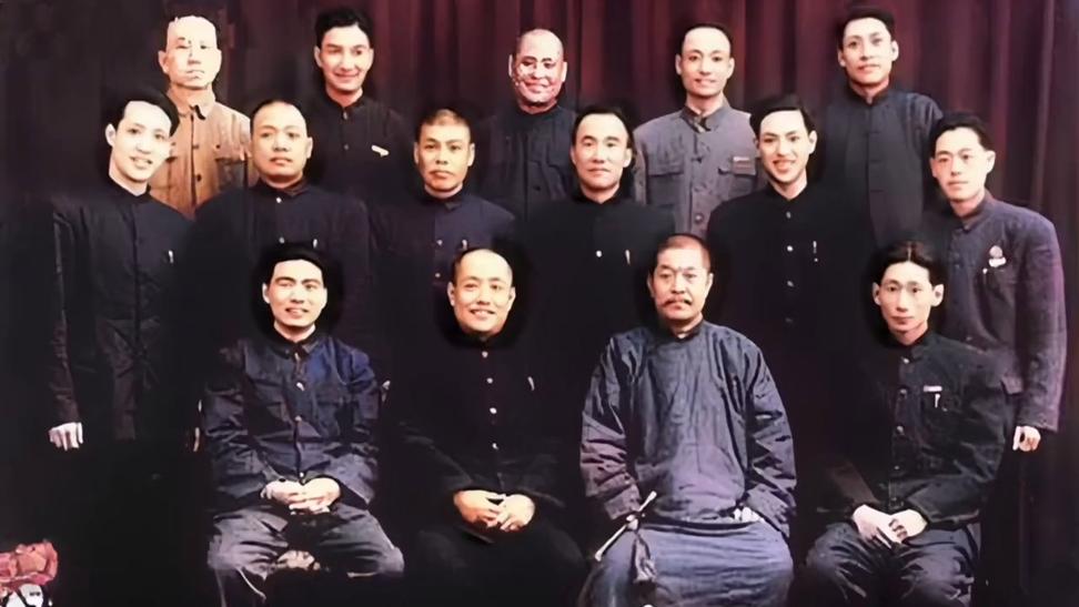 如何将两张照片拼成一张缩略图