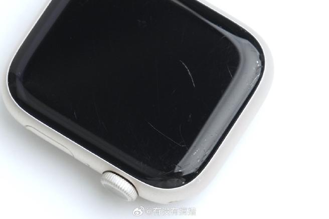 苹果手表屏幕划痕游戏截图