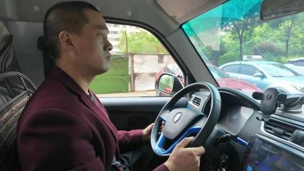 自己买车跑货拉拉一个月能挣多少钱缩略图