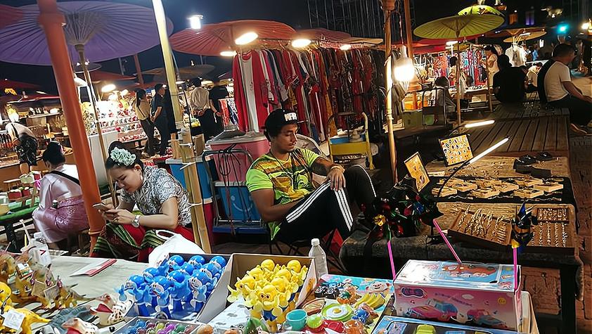 夜市摆摊什么最好卖利润高图标