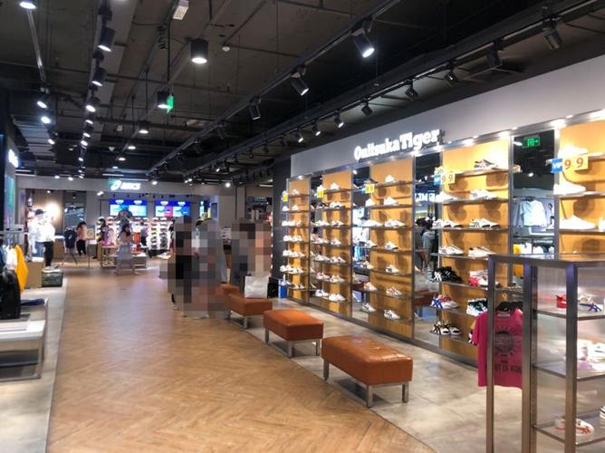 鬼冢虎实体店在哪里