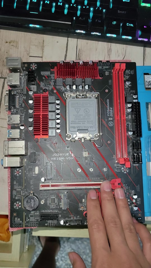 七彩虹h610m主板怎么装系统图标
