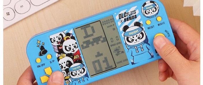 俄罗斯方块经典怀旧版游戏机缩略图