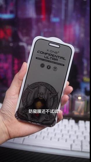 电脑壁纸每次开机都会变成黑色