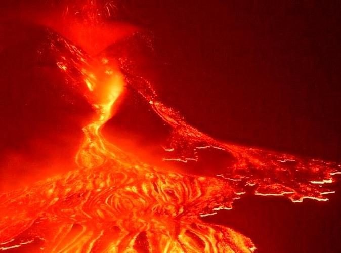 火山为什么会喷发岩浆图标