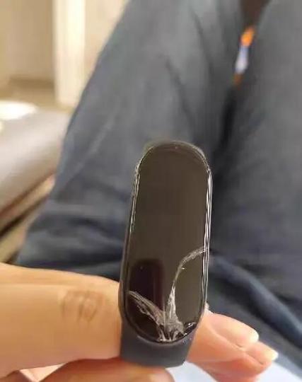 小米手环屏幕碎了还能买吗图标