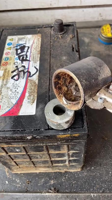 电瓶桩头坏了修复教程游戏截图